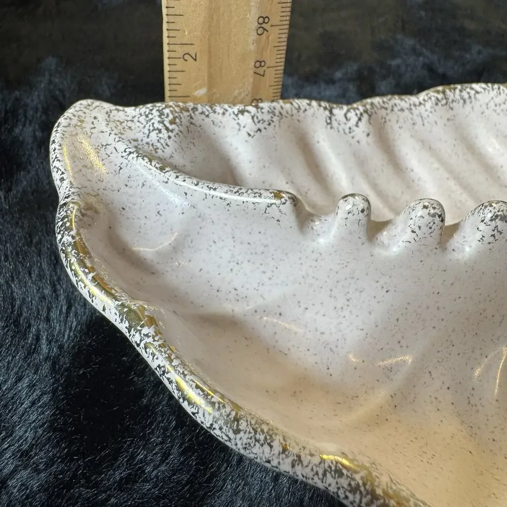 VTG Mid Century Modern Leaf Ashtray Ceramic Pearlized White Gold Trim USA 2220
